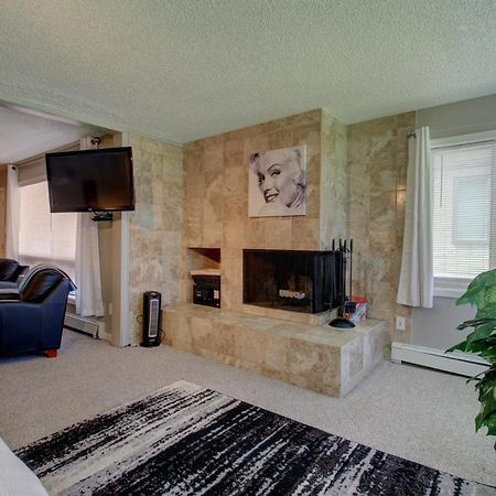 Anchorage Uptown Suites 外观 照片