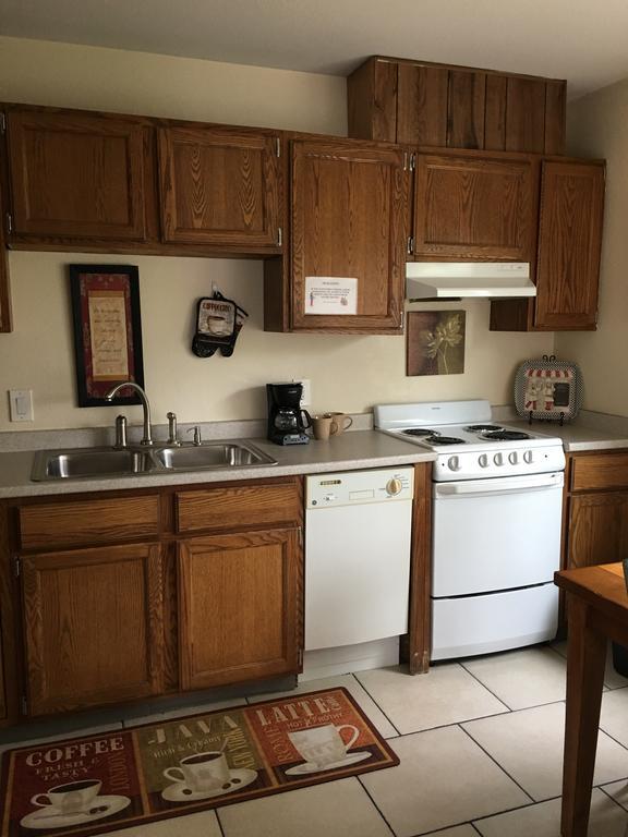 Anchorage Uptown Suites 外观 照片