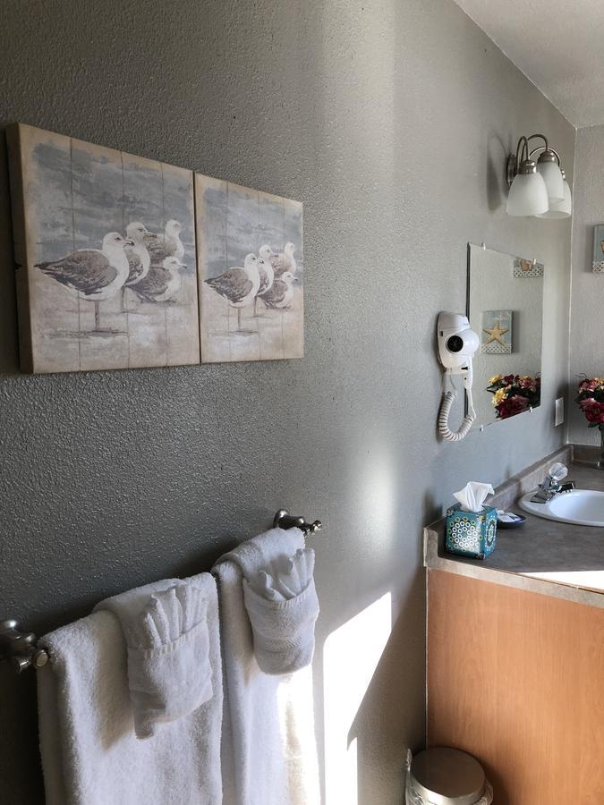 Anchorage Uptown Suites 外观 照片