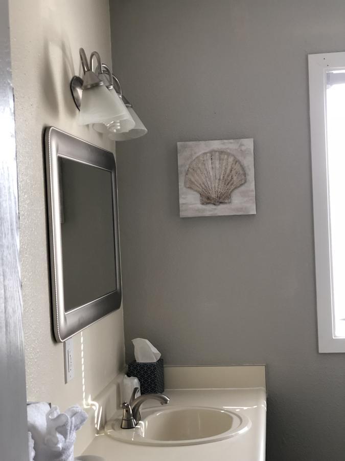 Anchorage Uptown Suites 外观 照片