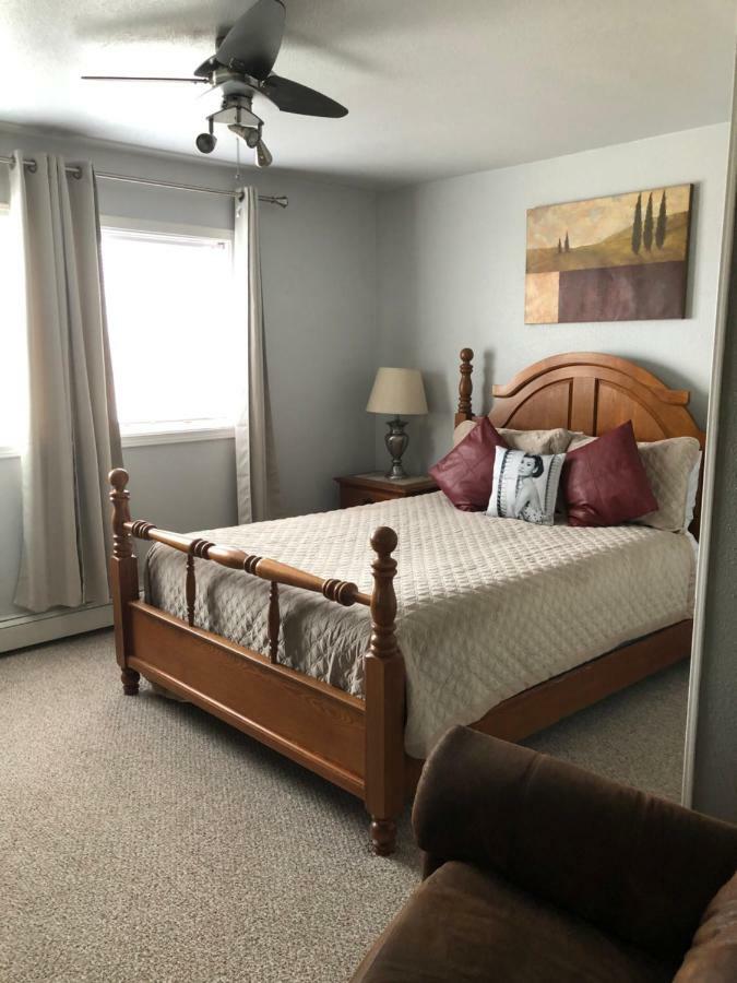 Anchorage Uptown Suites 外观 照片