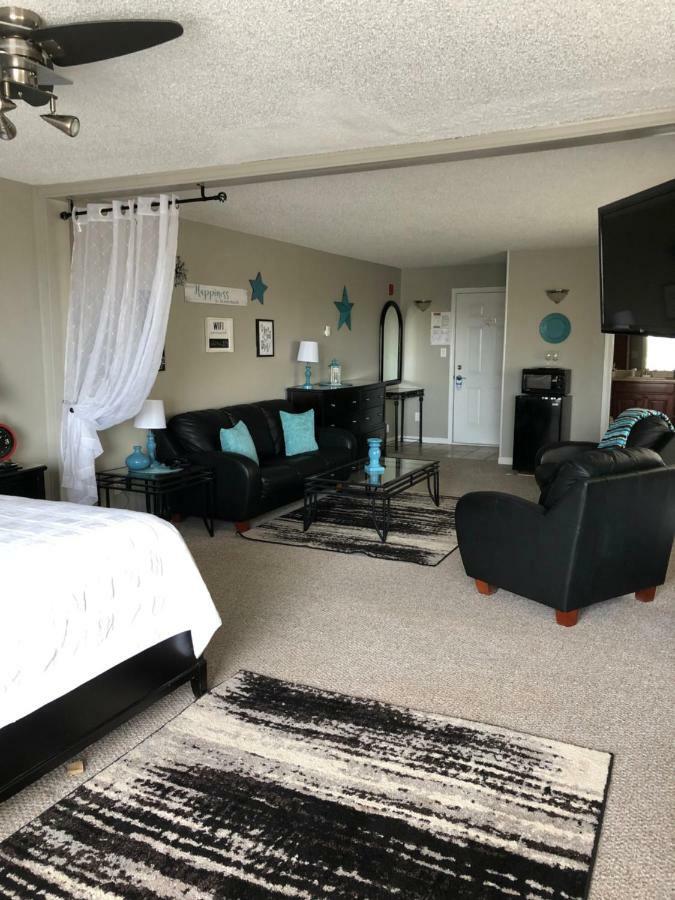 Anchorage Uptown Suites 外观 照片