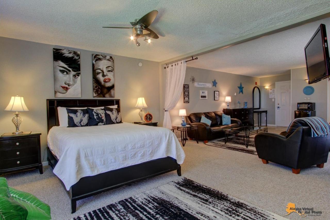Anchorage Uptown Suites 外观 照片